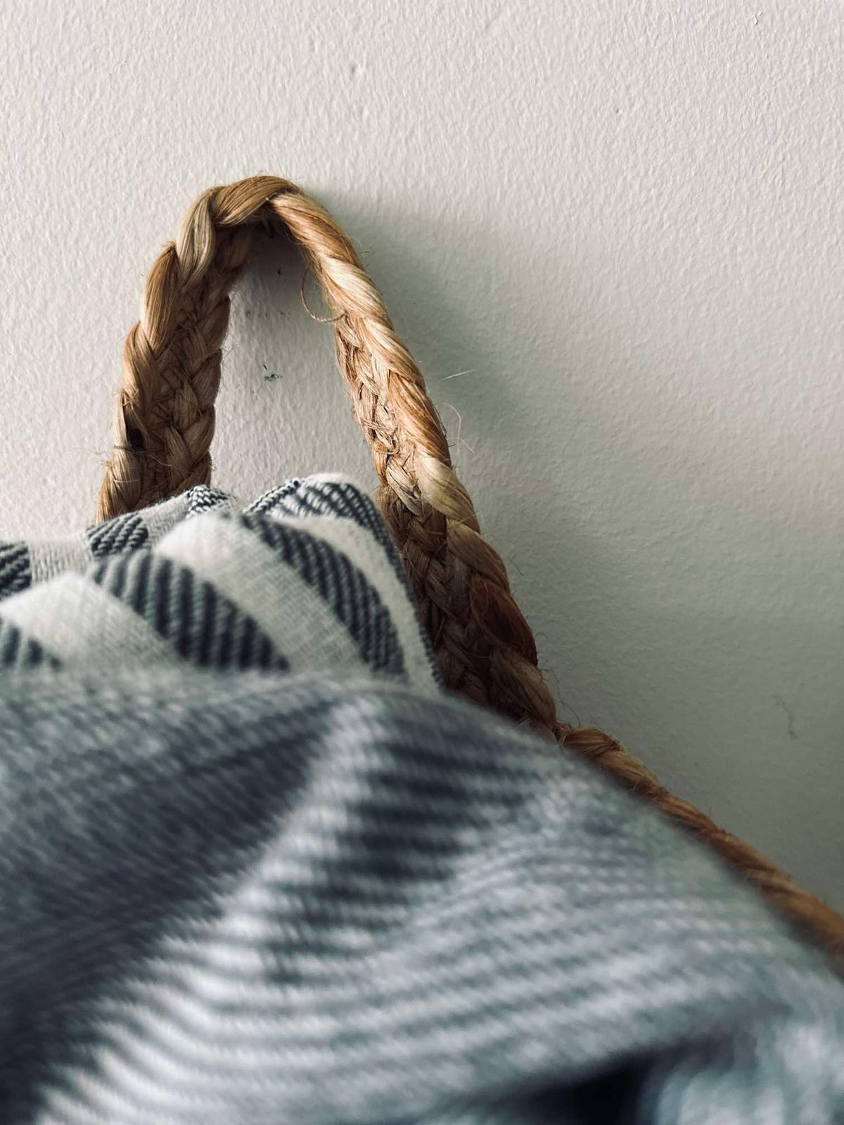 Panier suspendu avec poignée - Jute small