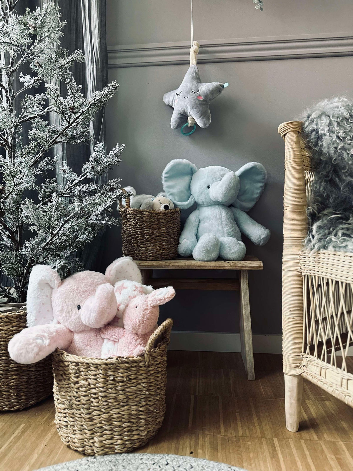 Éléphant en peluche 38 cm - Bleu clair