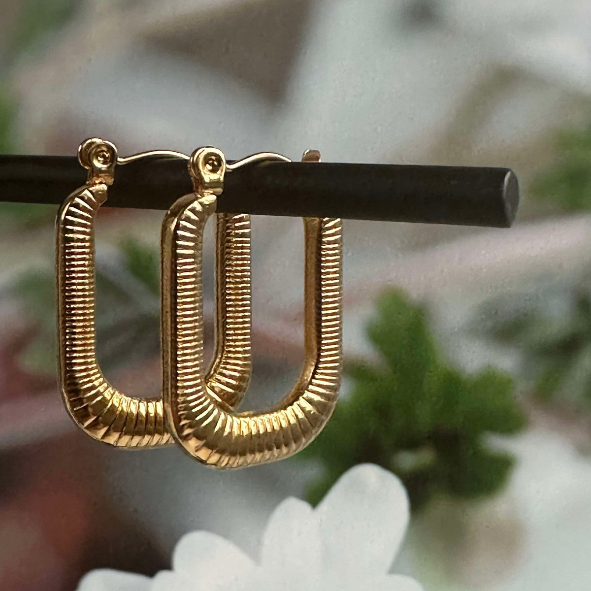 Boucles d’oreilles Greta dorées