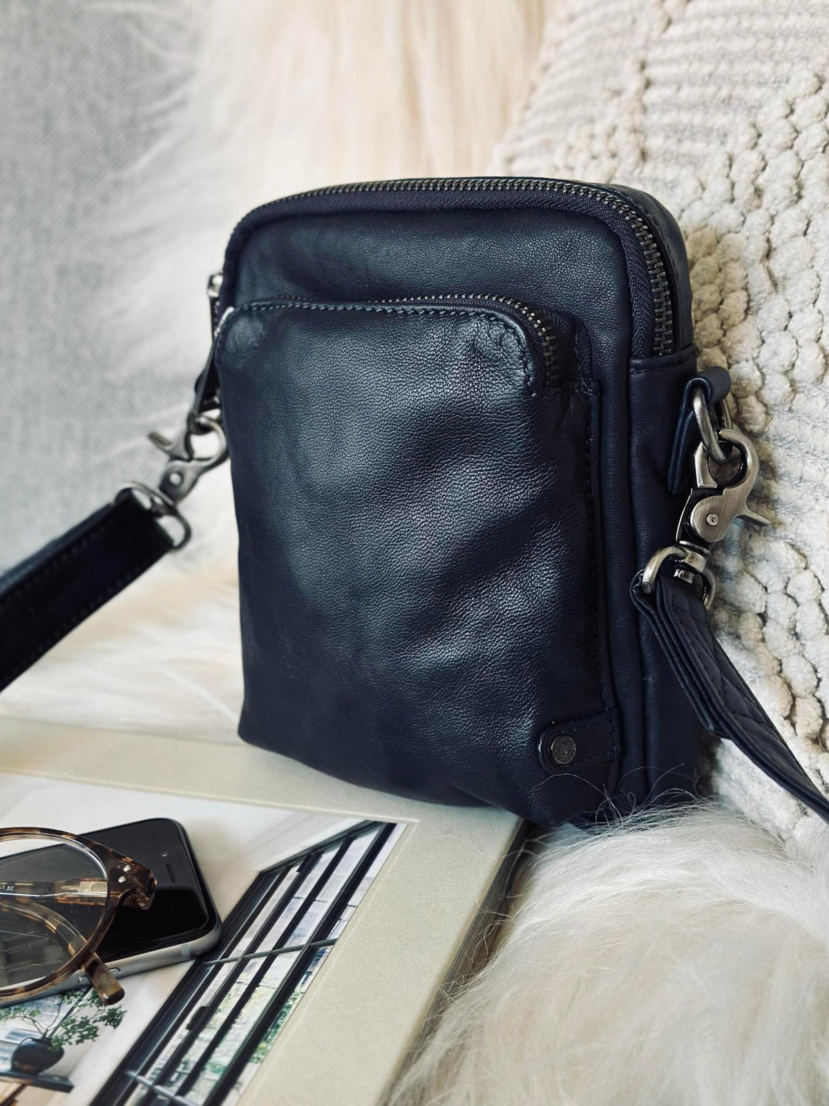 Petit sac pour téléphone Navy