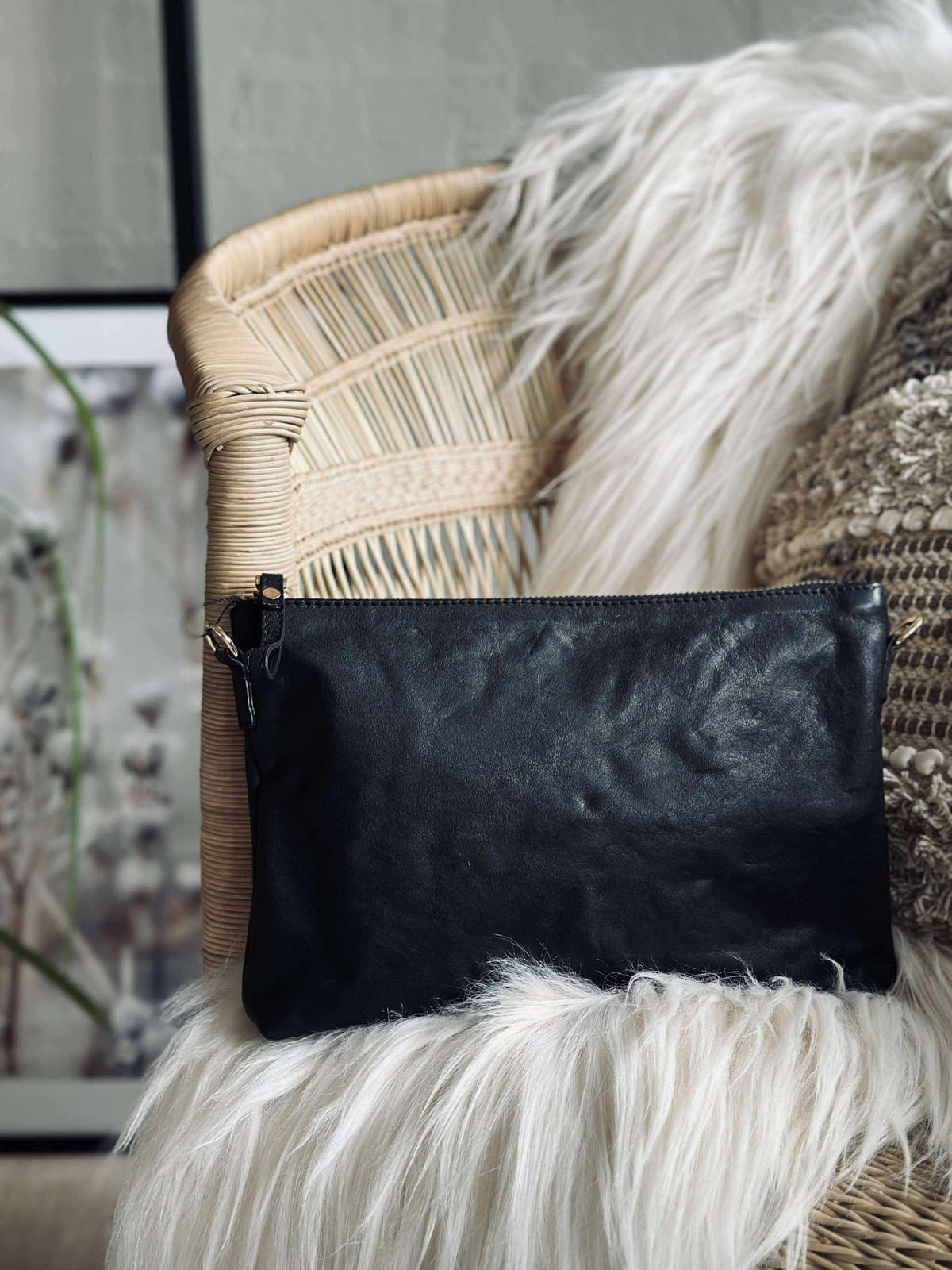 Pochette en cuir noir