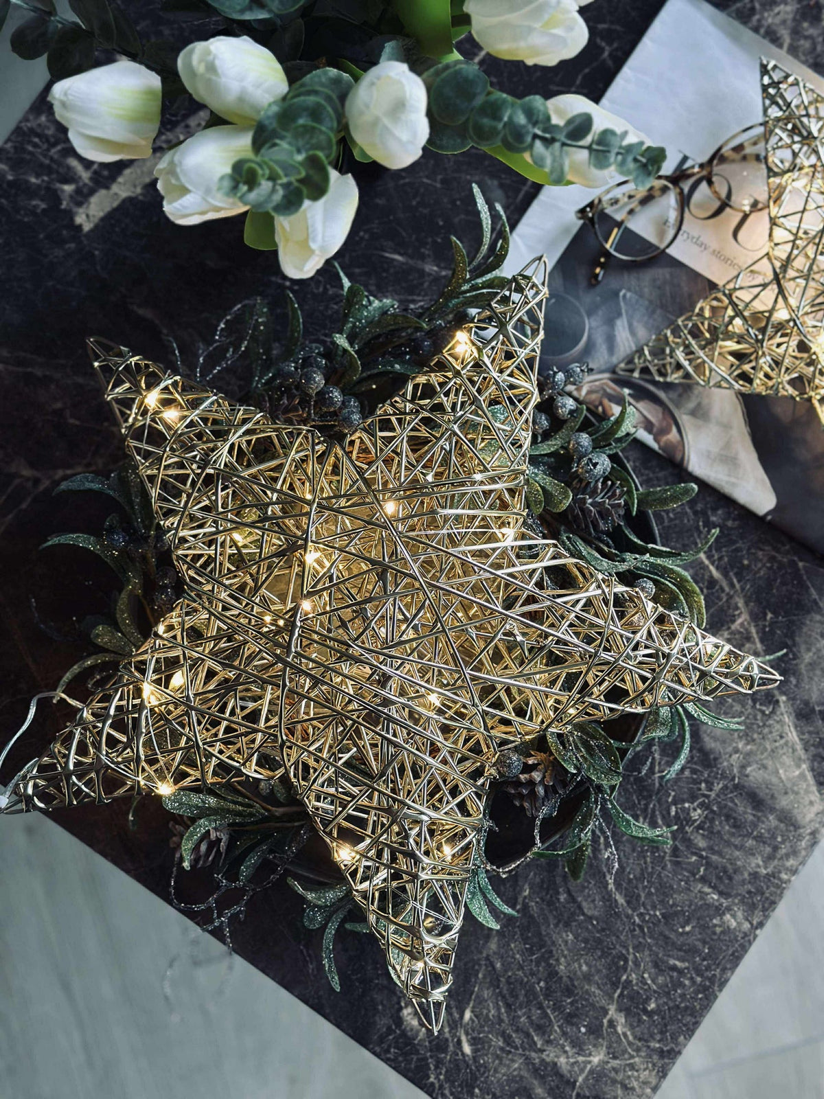 Étoile avec éclairage LED - Gold