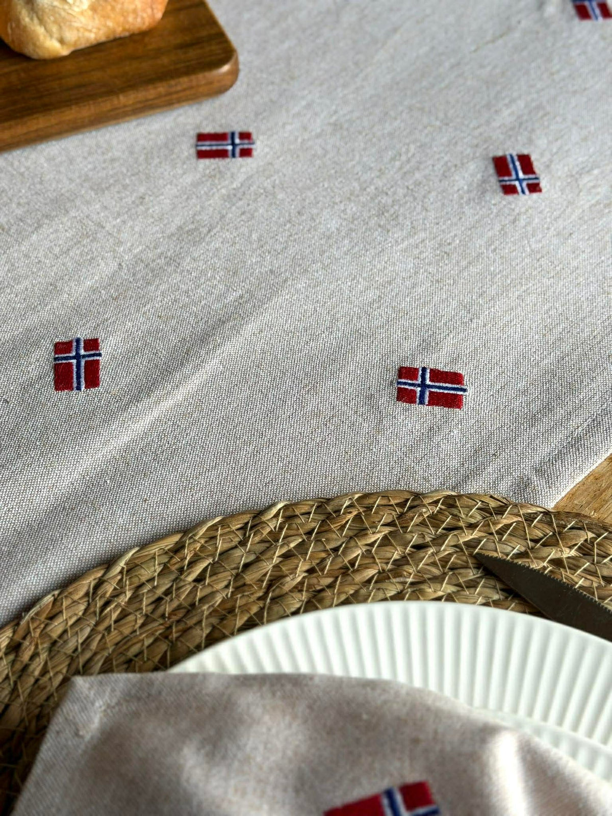 Chemin de table avec drapeaux norvégiens – Plusieurs tailles