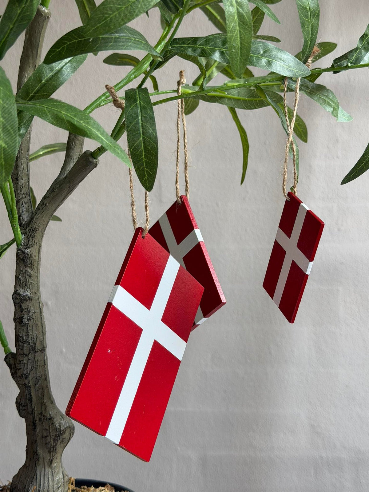 Dannebrog avec suspension - Plusieurs tailles