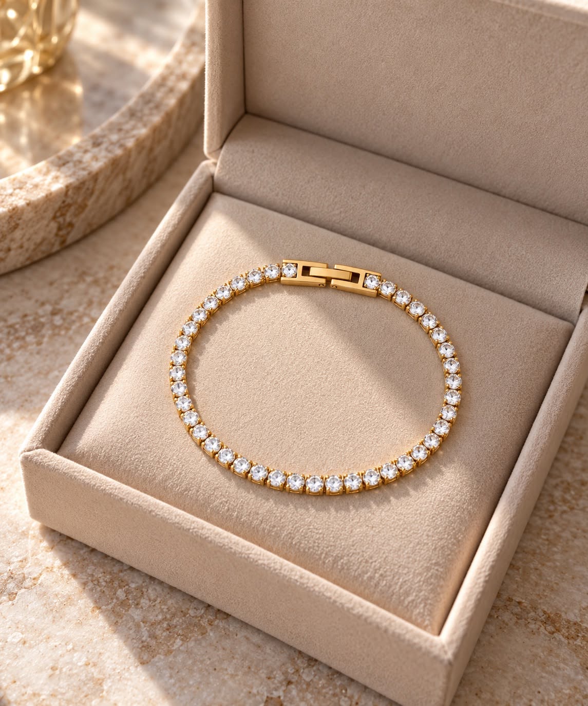 Bracelet tennis Rinna doré – zirconias