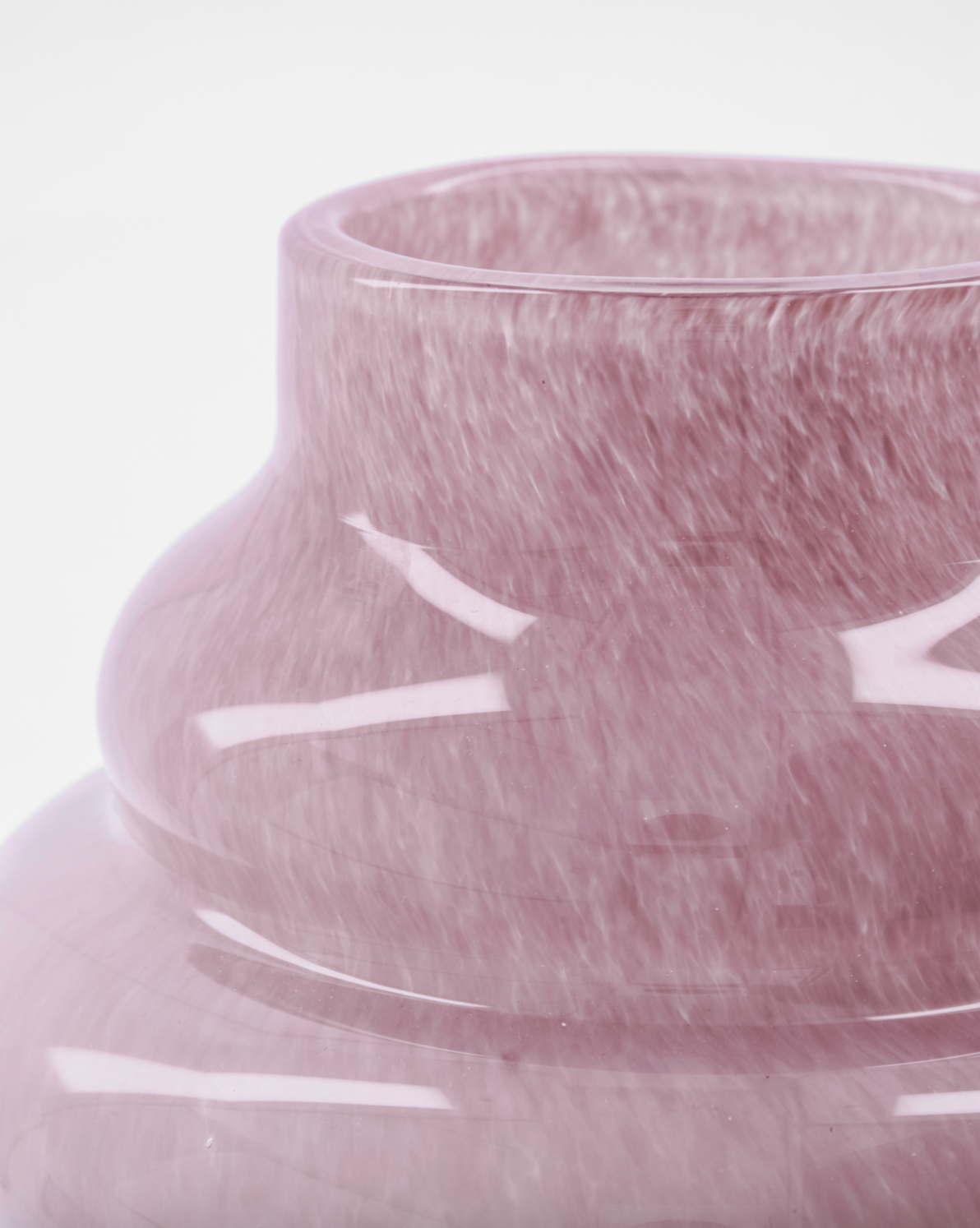 Vase Rose soufflé à la bouche