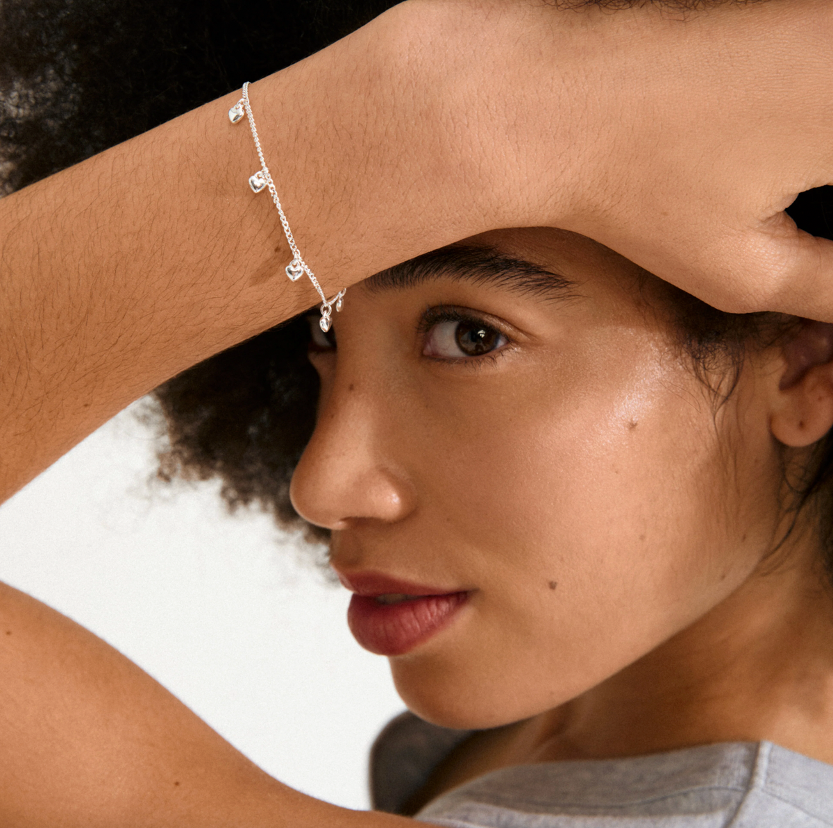 Bracelet avec cœurs - Plaqué argent