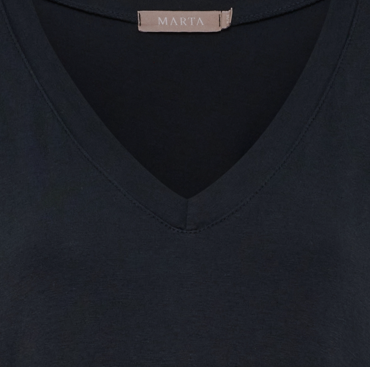 Robe Linna - Black