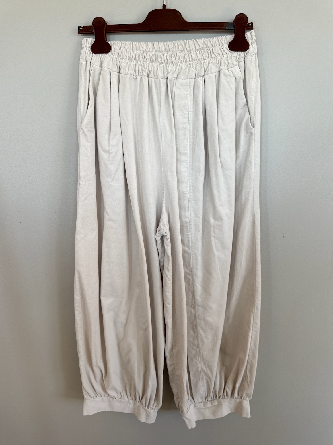 Pantalon Marceline Soia en velours côtelé bébé