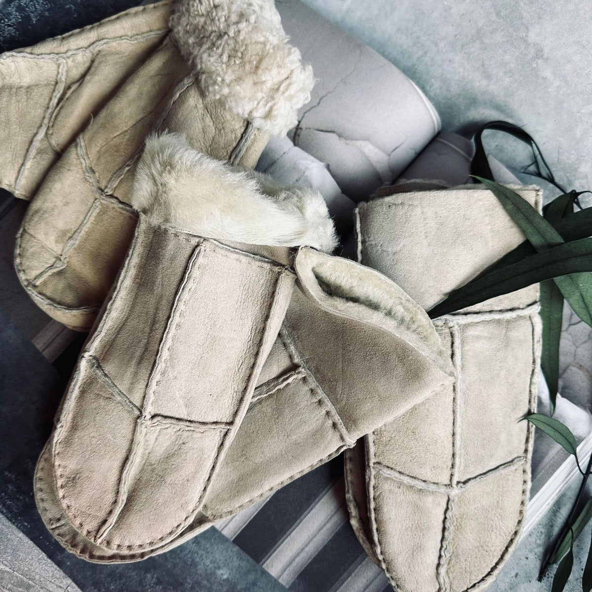 Moufles en peau lainée - Beige mix
