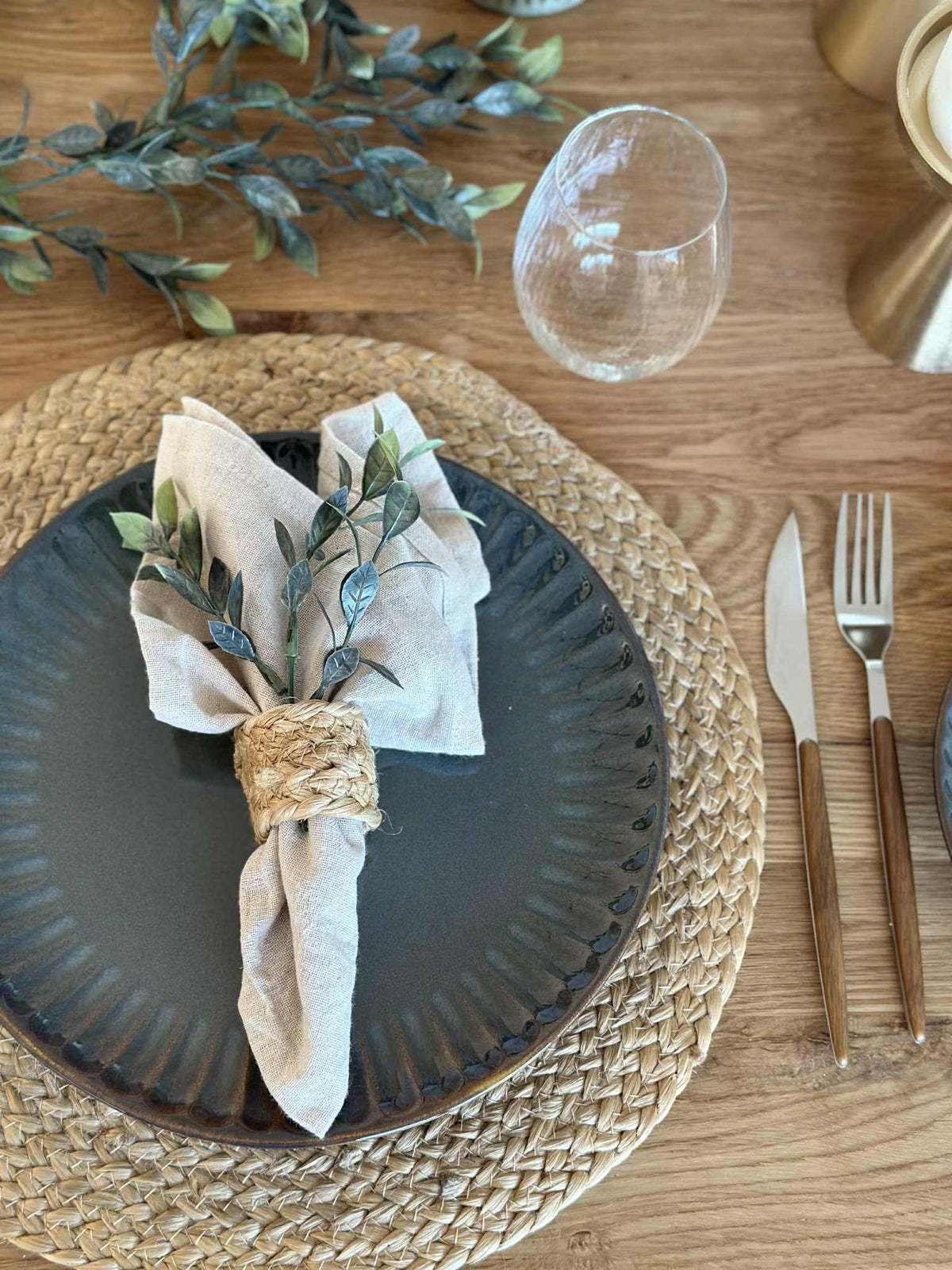 Assiette VIGA Gris / brun - Plusieurs tailles