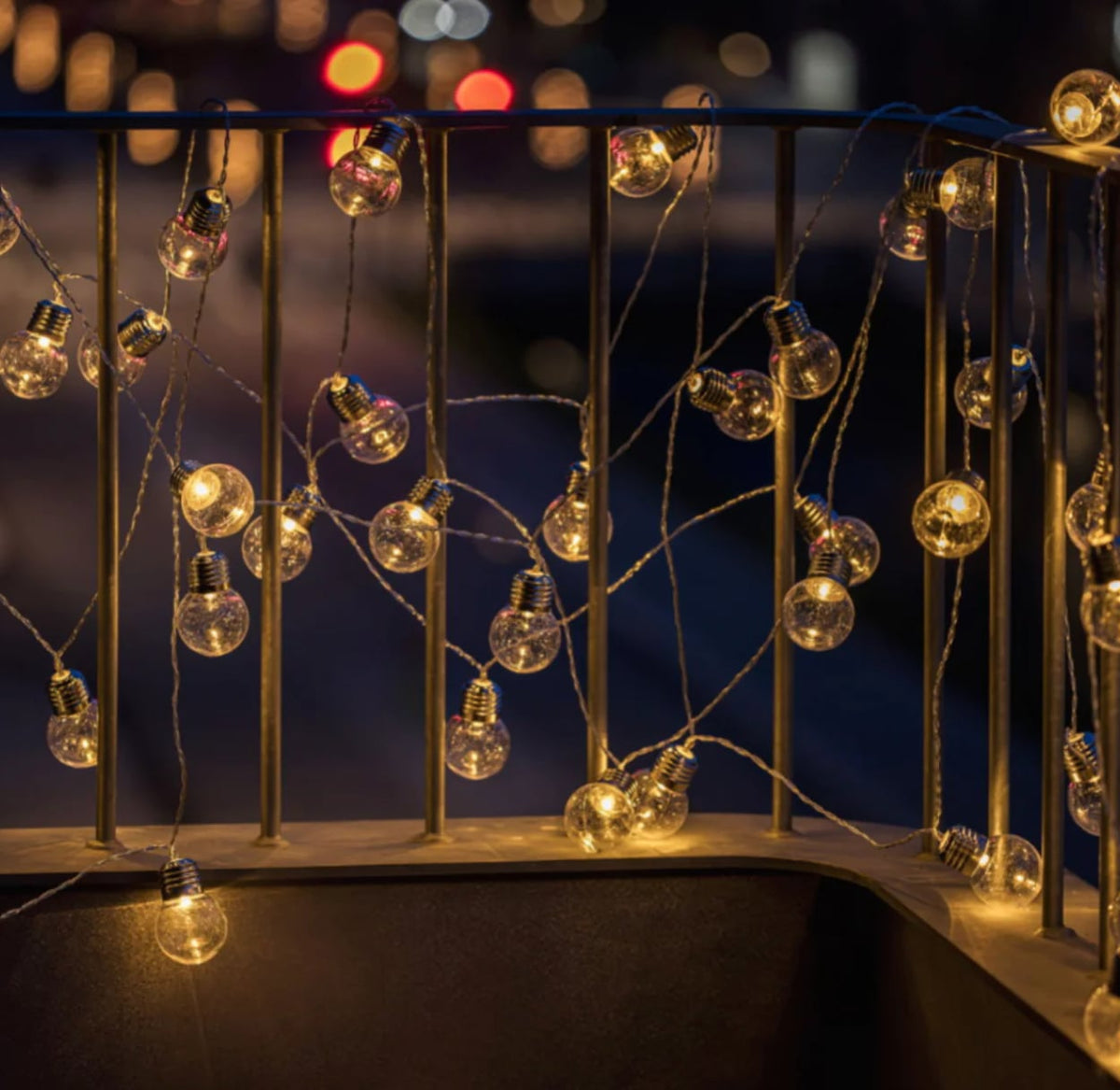 Guirlande lumineuse Laura à énergie solaire - Extérieur avec 10 et 20 lumières