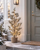 Arbre avec pommes de pin et guirlande lumineuse - 120 cm