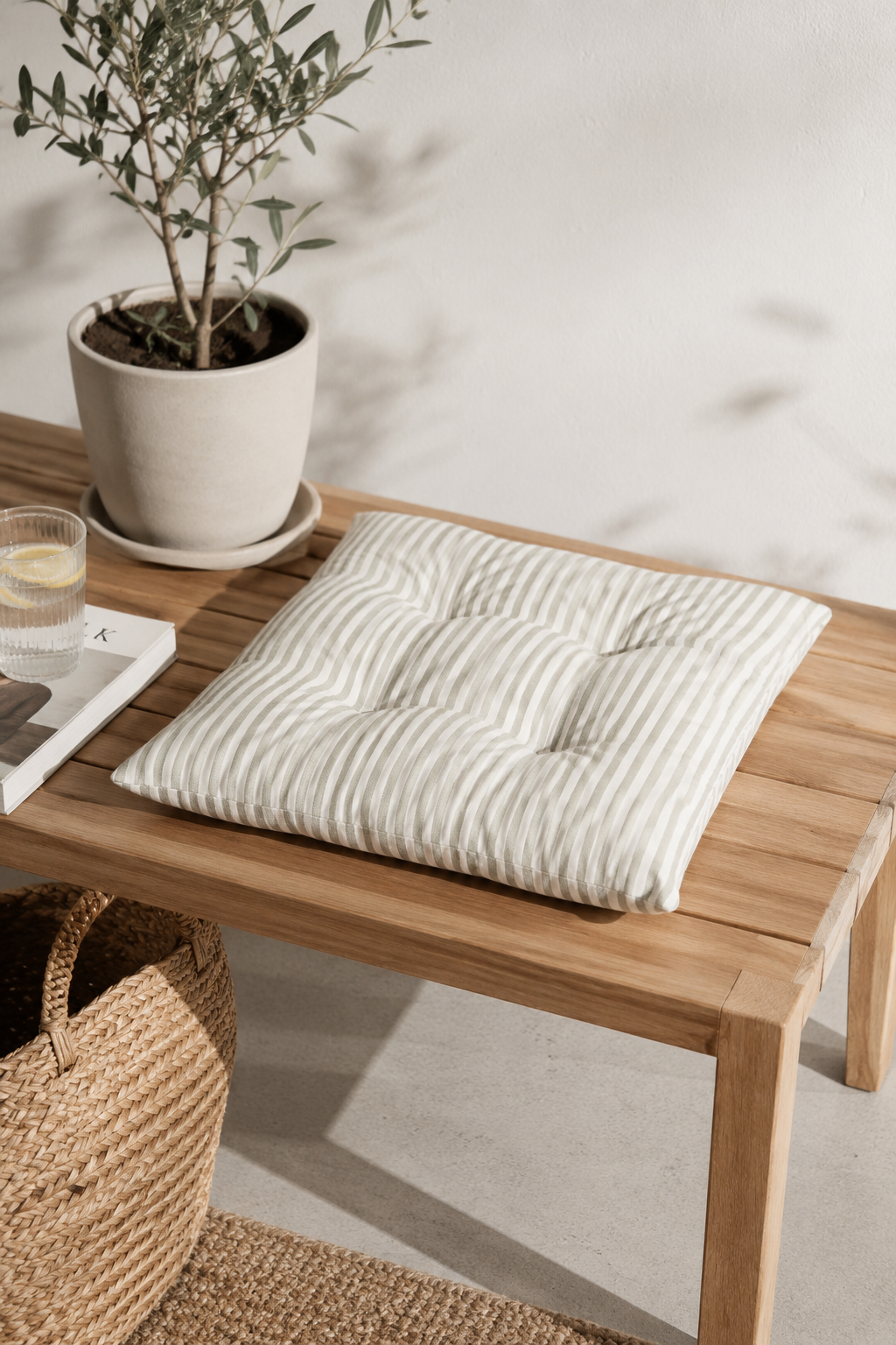 Coussin de jardin futon – Rayé vert sauge 40×40