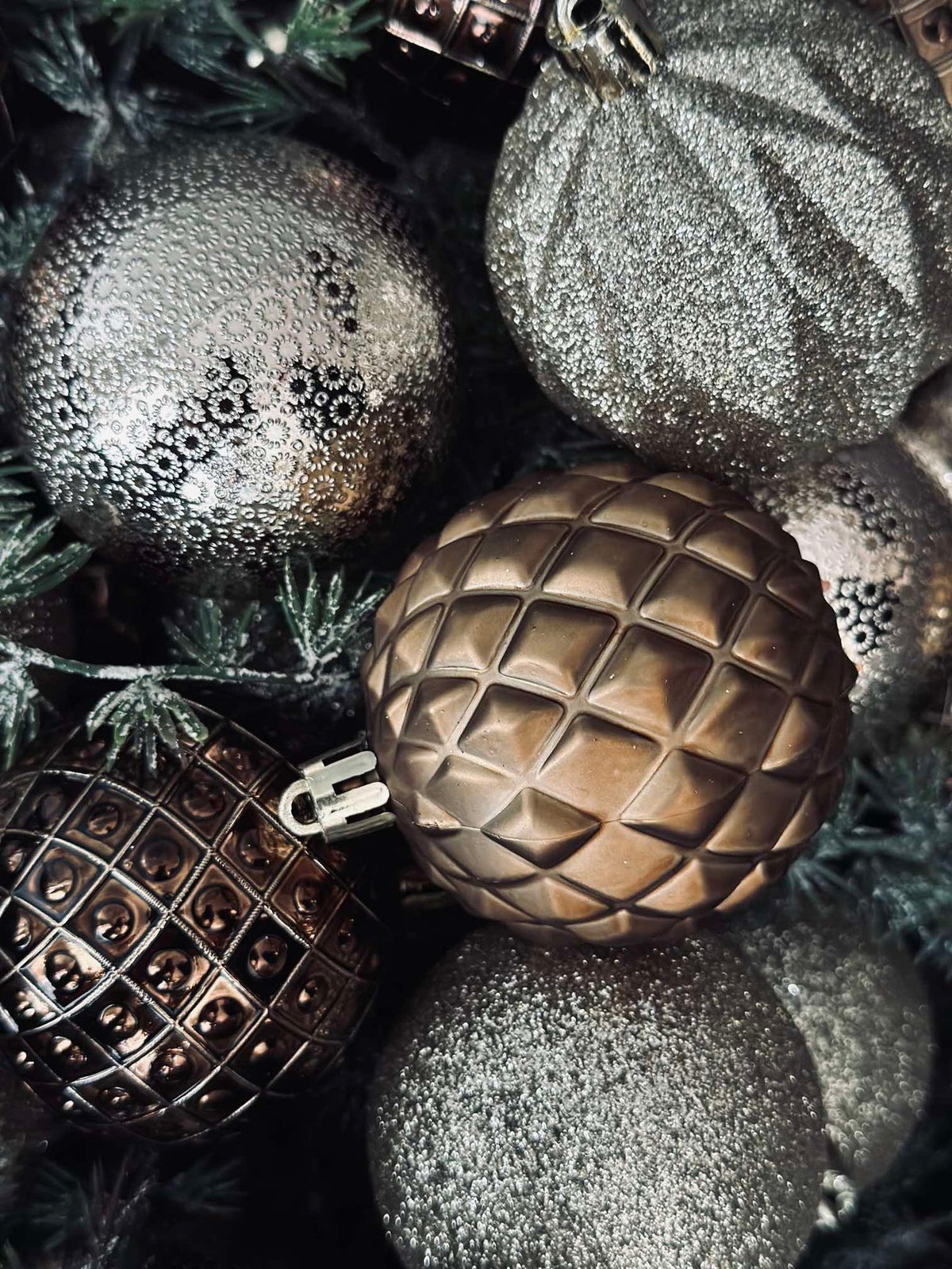 Box mix de boules de Noël 35 pcs