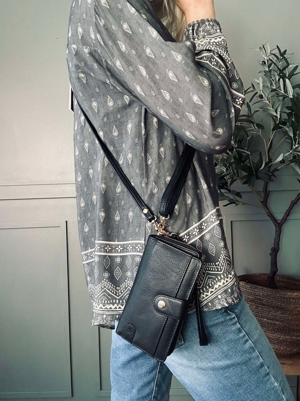 Clutch Posh – Noir / Argent