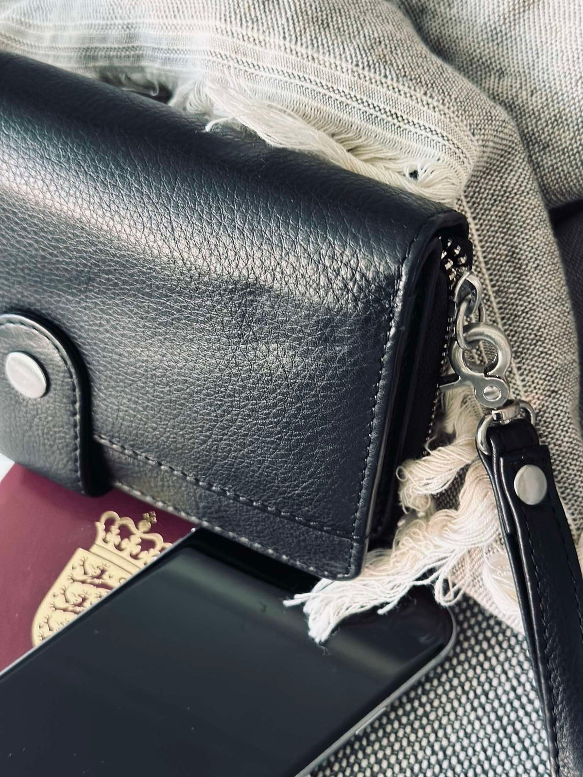Clutch Posh – Noir / Argent