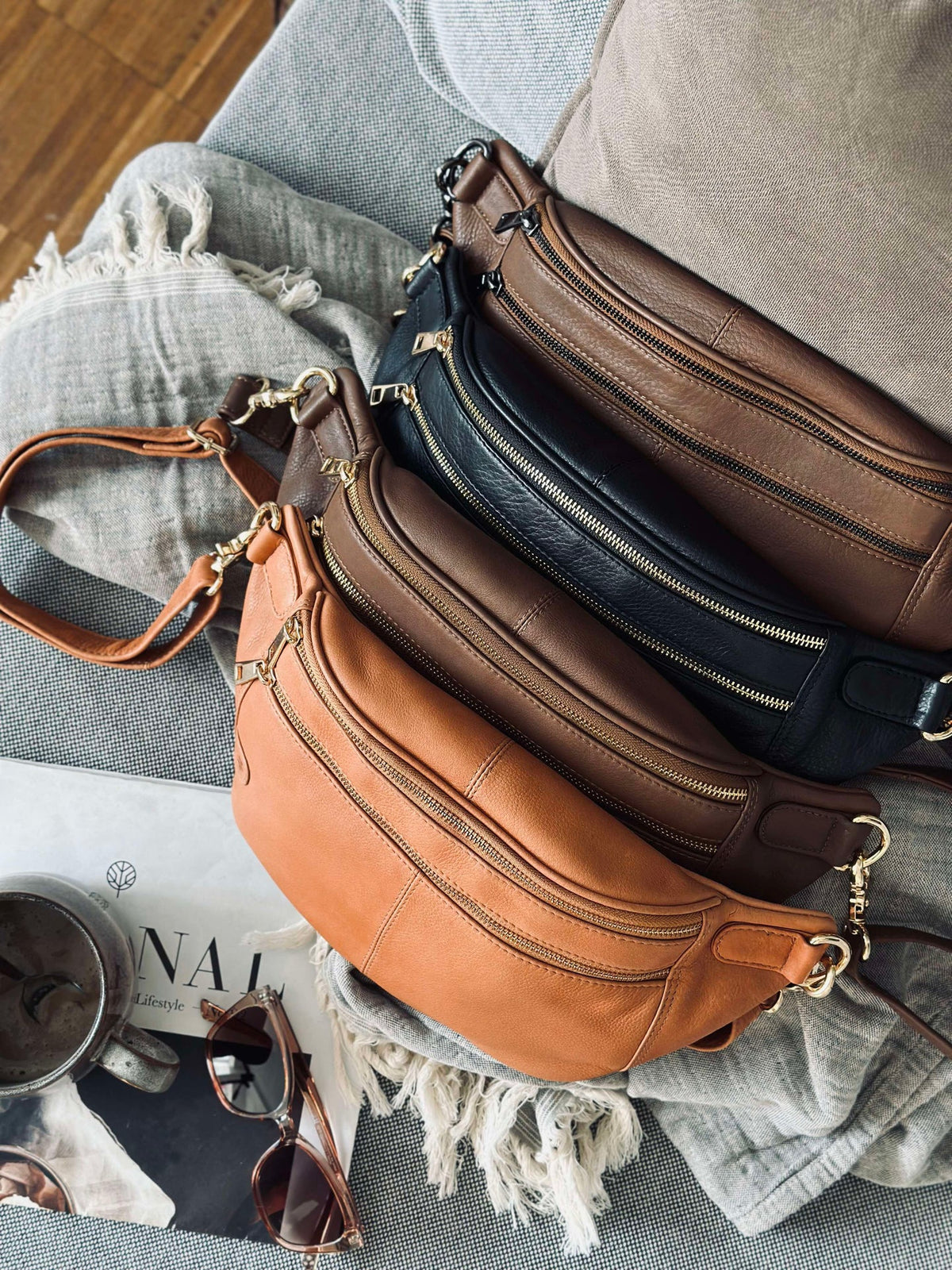 Bumbag Astrid - Black / Gold