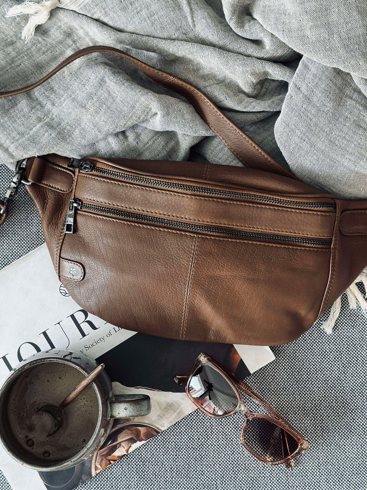 Banane Astrid - Coffee / Gunmetal