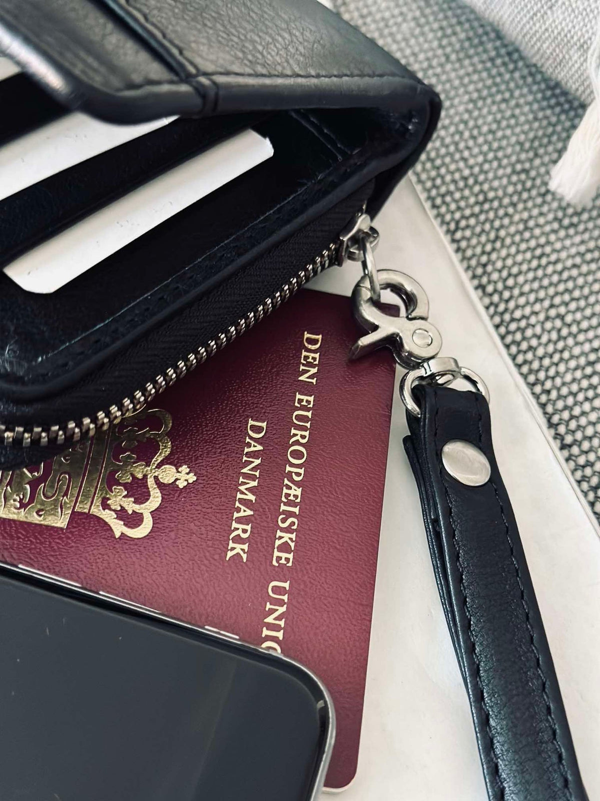 Clutch Posh – Noir / Argent