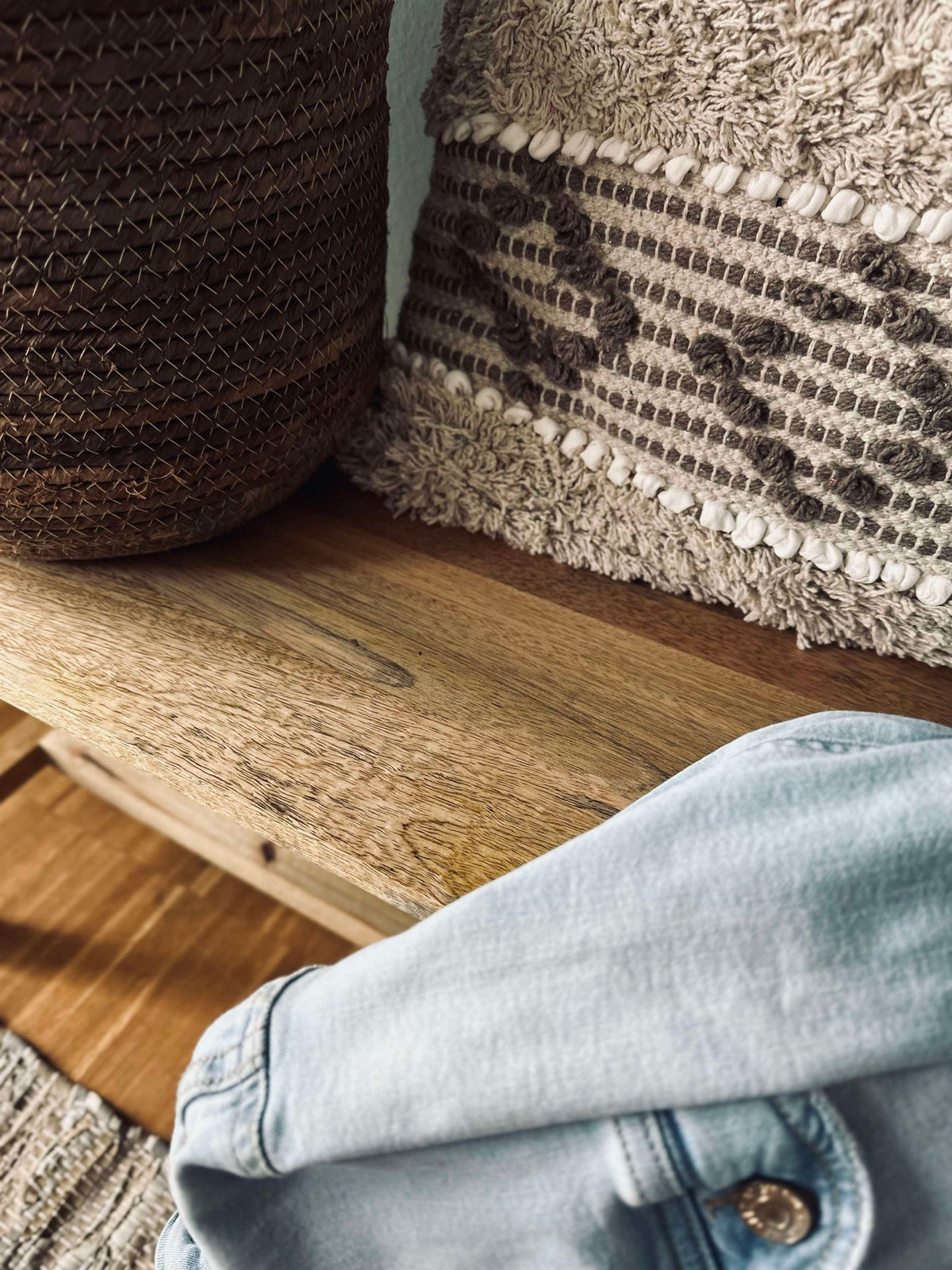Banc Mango wood