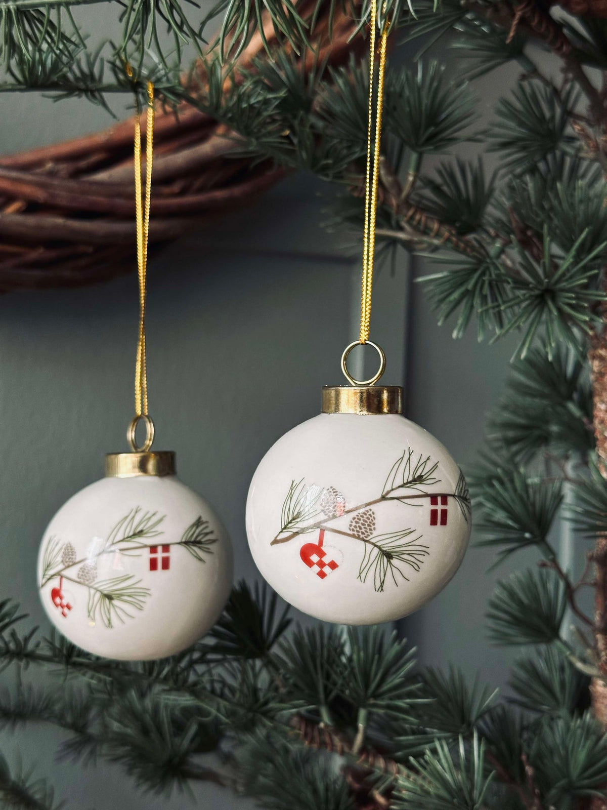 Boules de Noël en porcelaine - 2 pièces