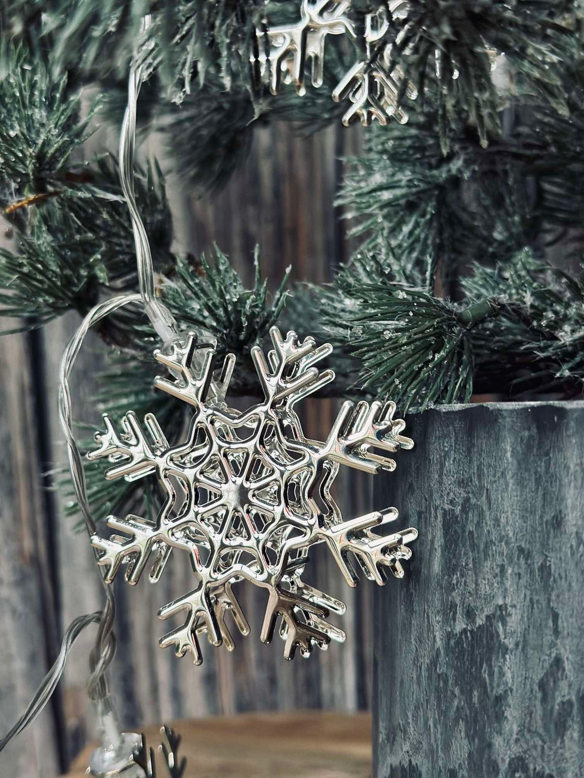 Guirlande lumineuse LED avec flocons de neige - Argent