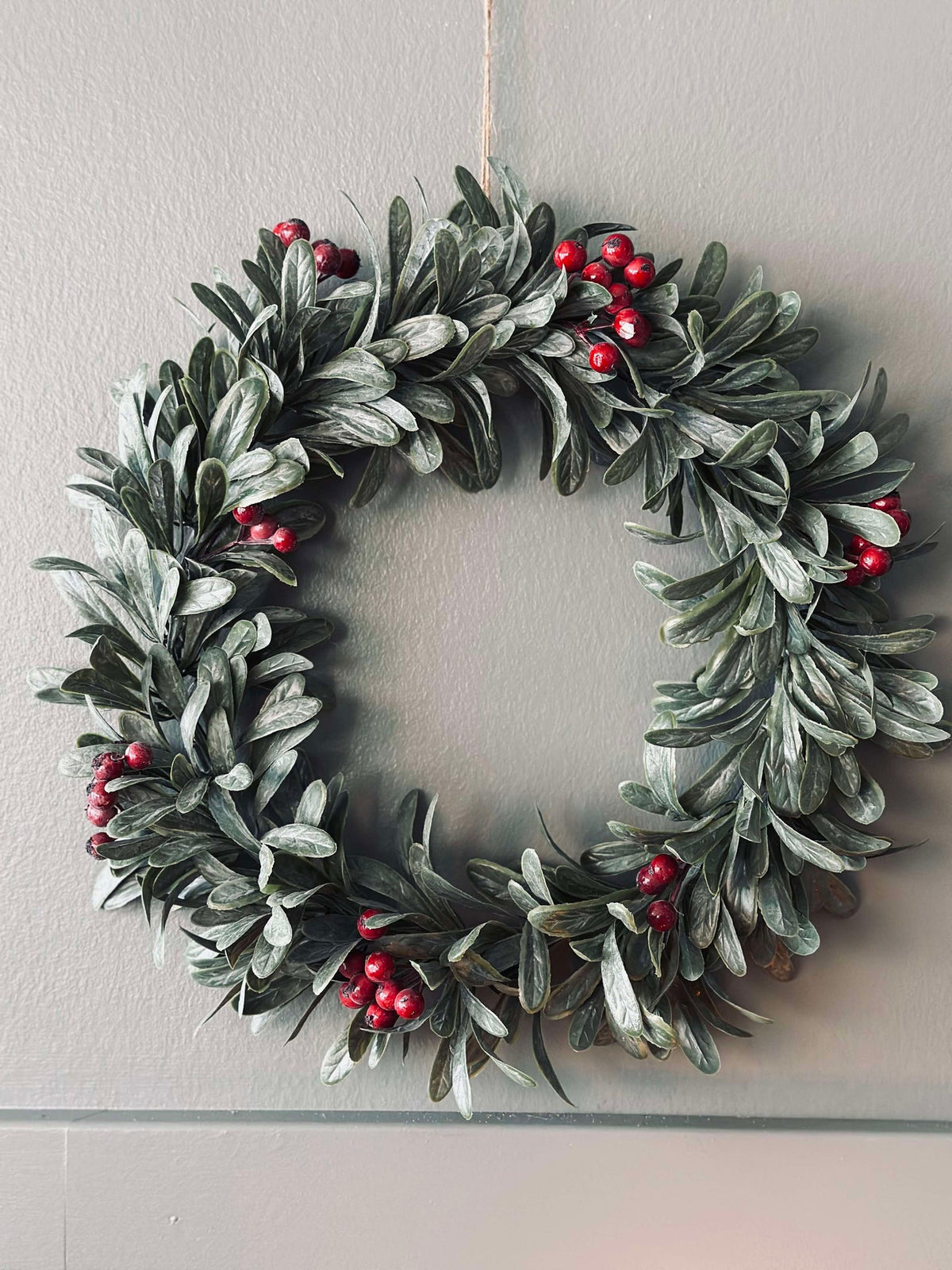 Couronne avec baies rouges