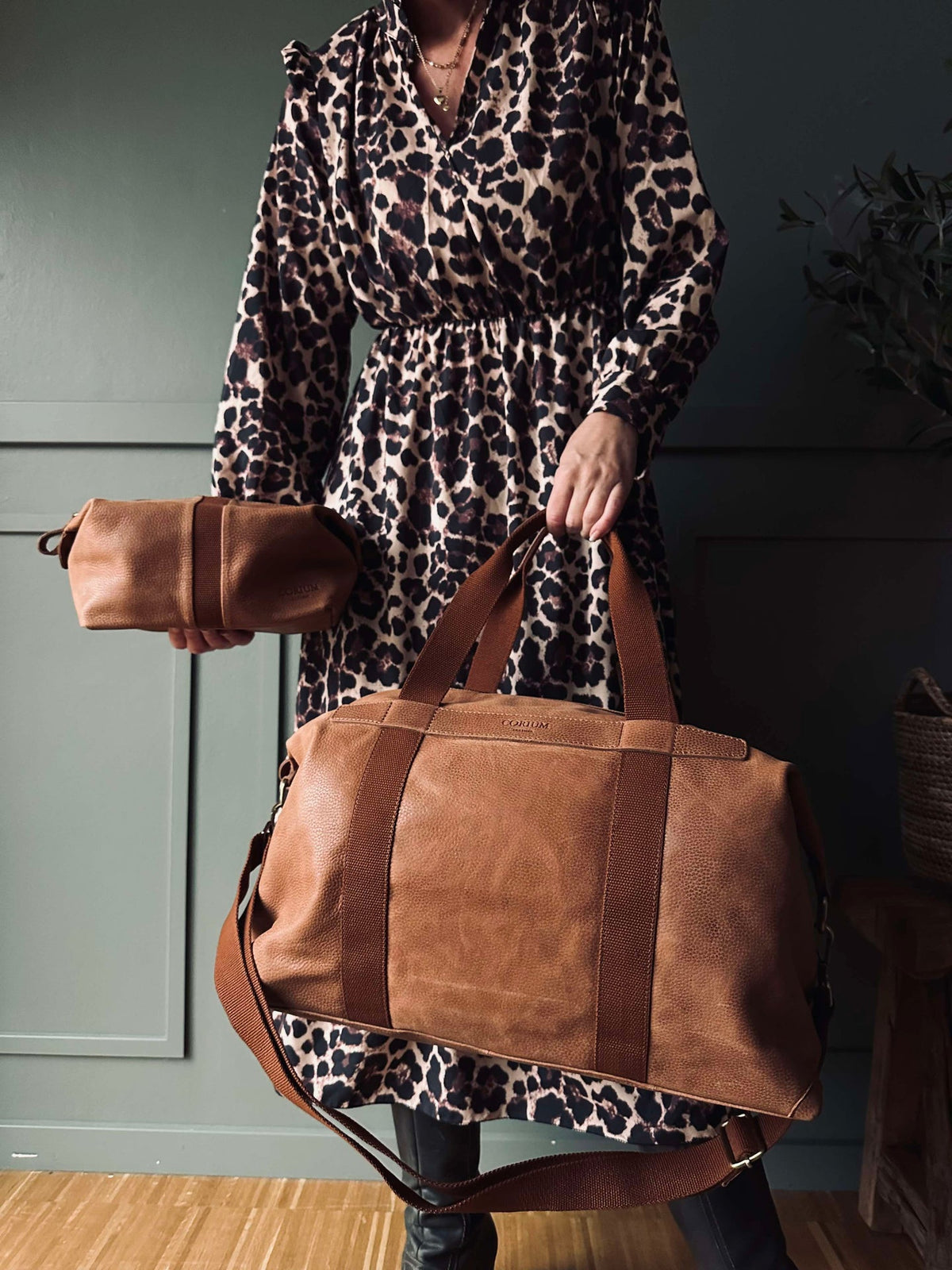 Coffret cadeau Sac week-end avec trousse de toilette - Cognac