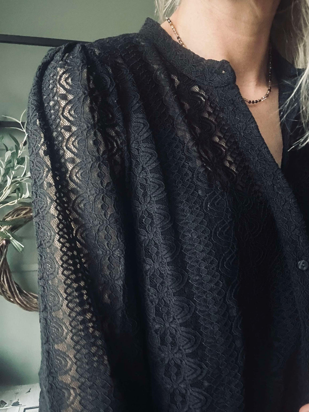 Chemise à dentelle – Black