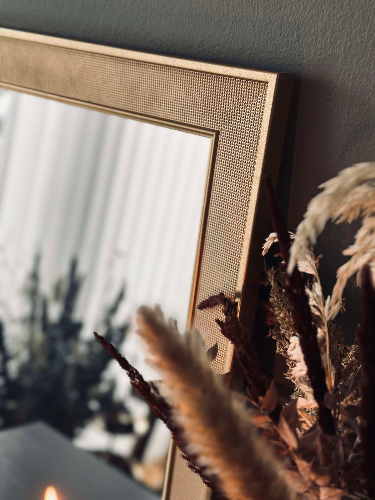 Miroir avec cadre doré