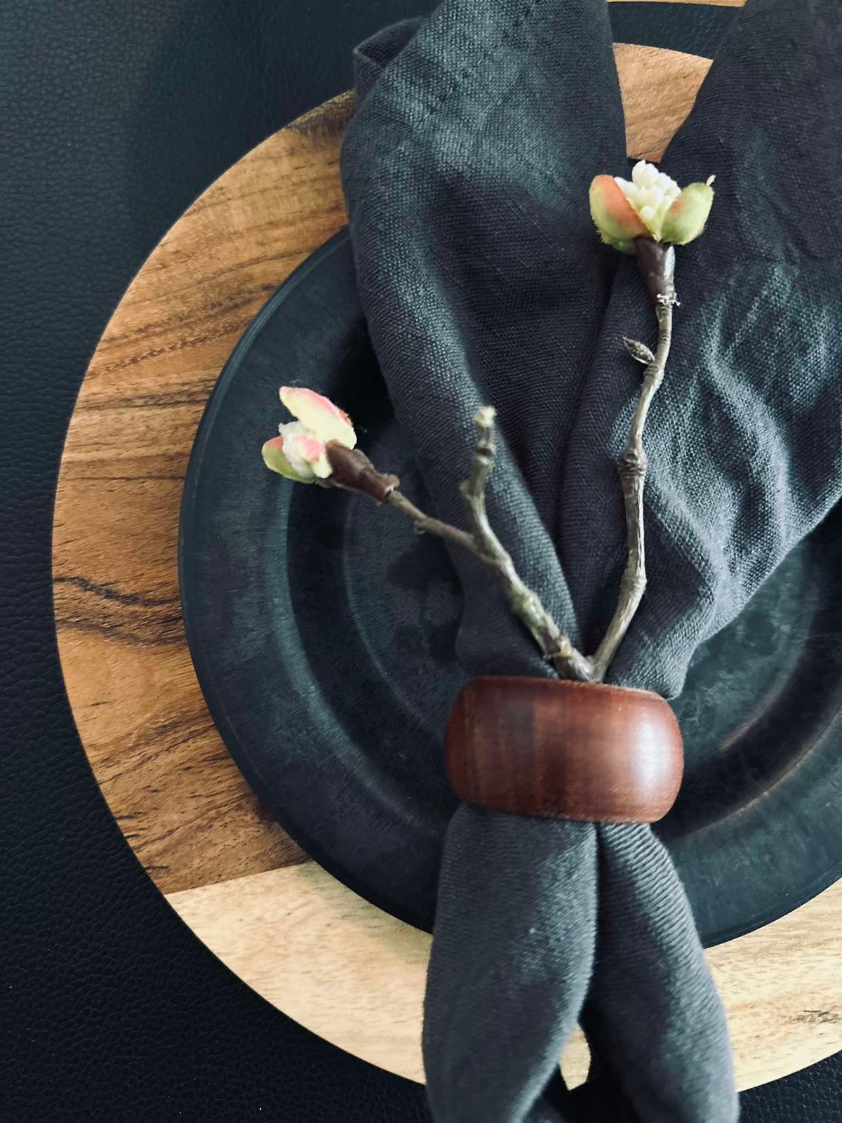 Assiette en acacia - 25 cm