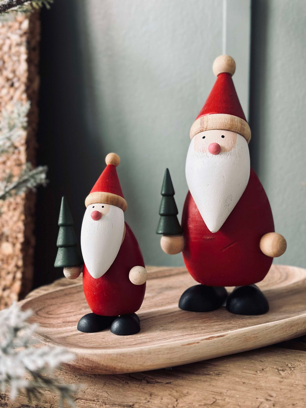 Père Noël avec sapin de Noël - Large