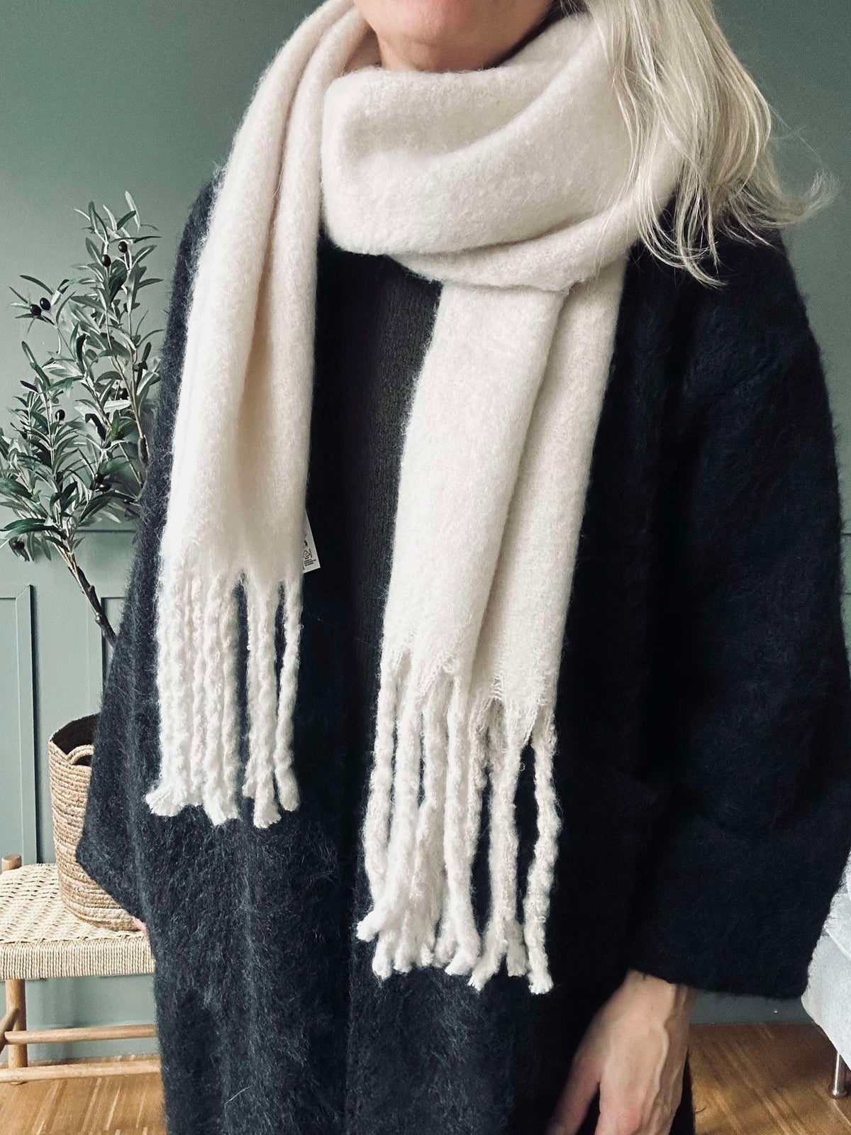 Foulard White