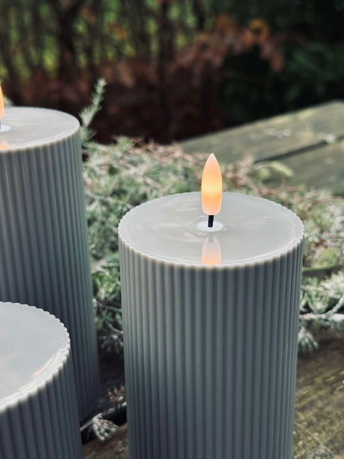 Bougies piliers LED d’extérieur à rainures - Lot de 3 - Gris