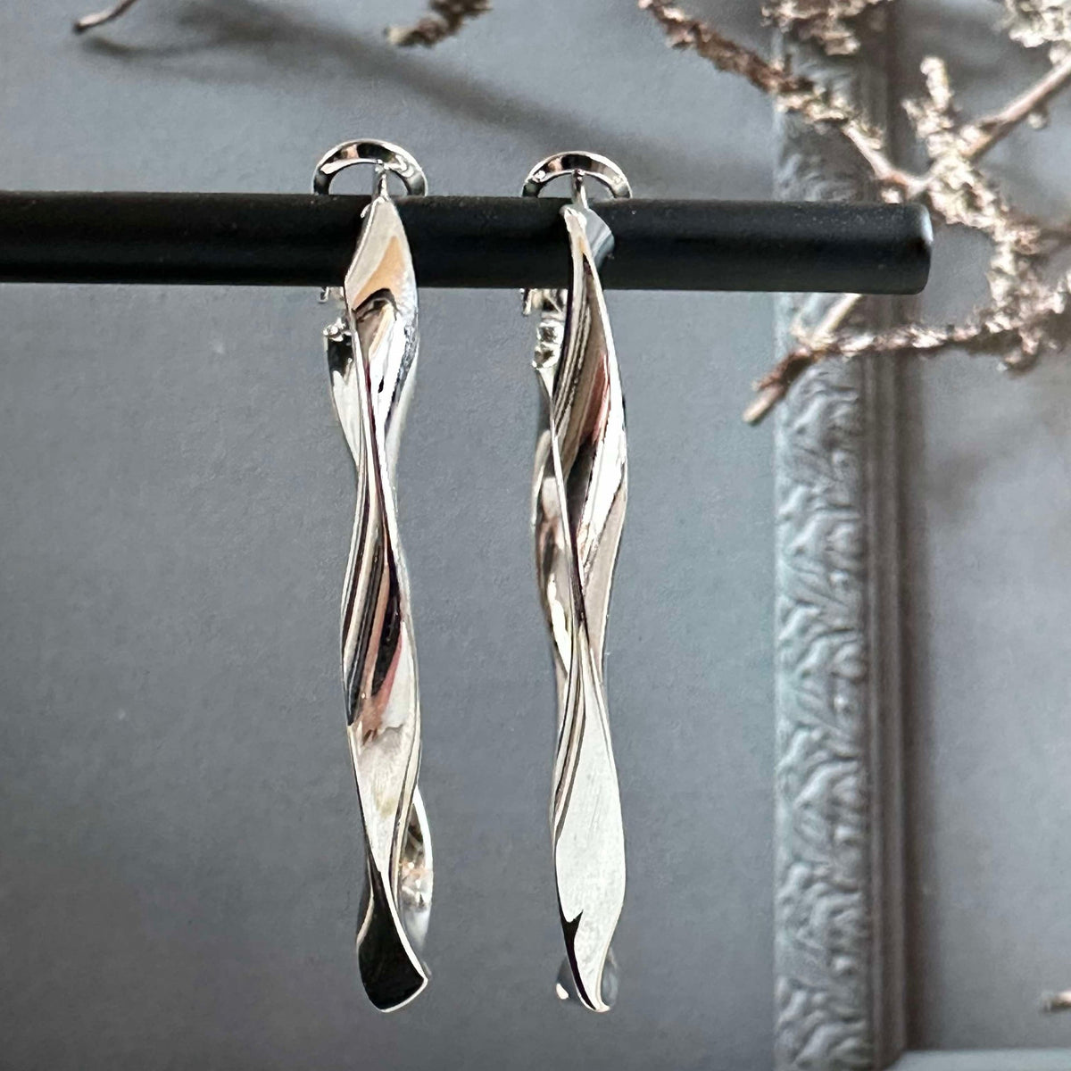 Boucles d’oreilles Hope torsadées plaquées argent