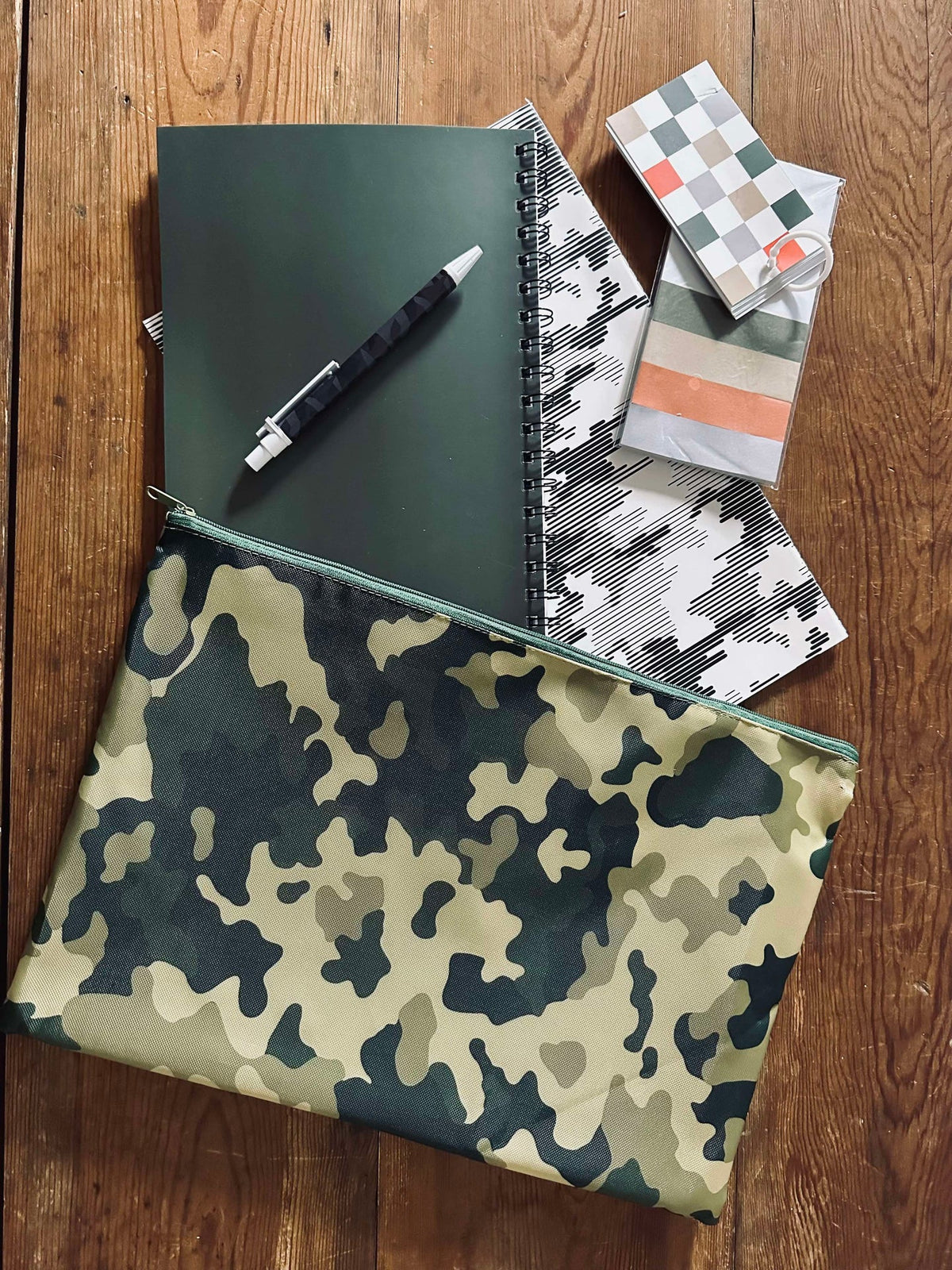 Set avec carnets et sac - Army