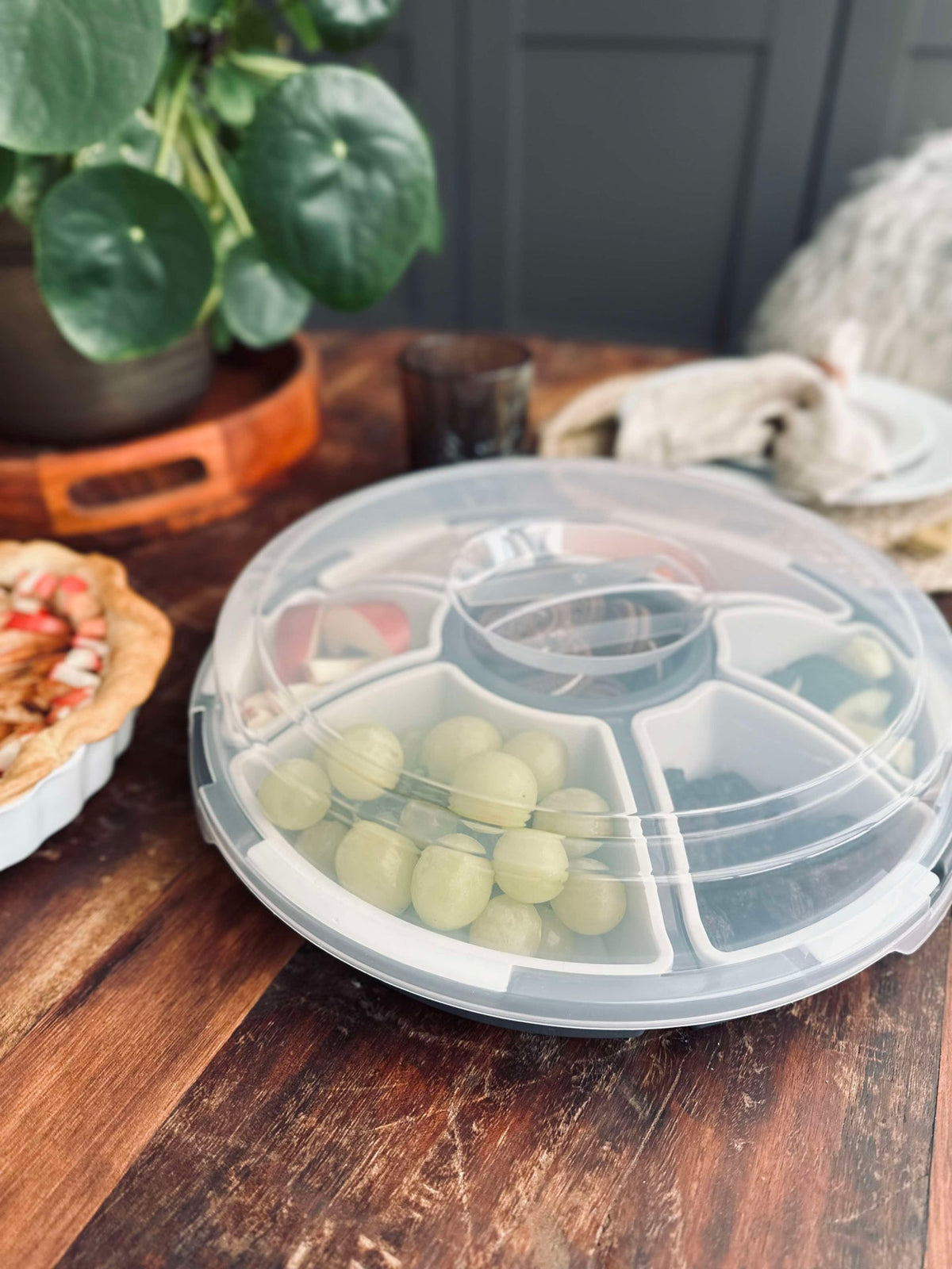Plat compartimenté avec couvercle
