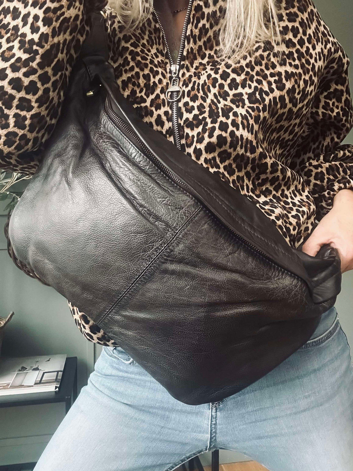 Sac banane Cool Buffy XL en cuir tout doux - Marron
