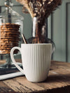 Tasse rainurée - Porcelaine