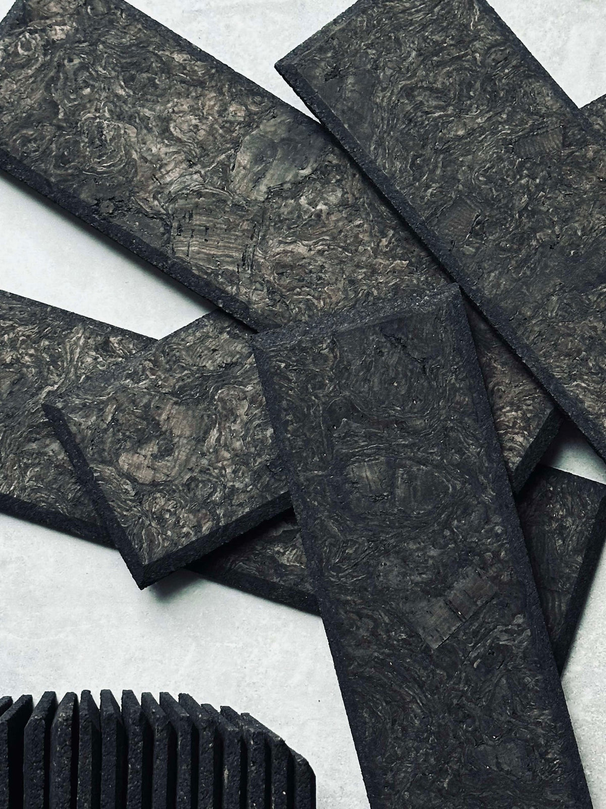 Briques en liège - Pack Dark de 62 pièces