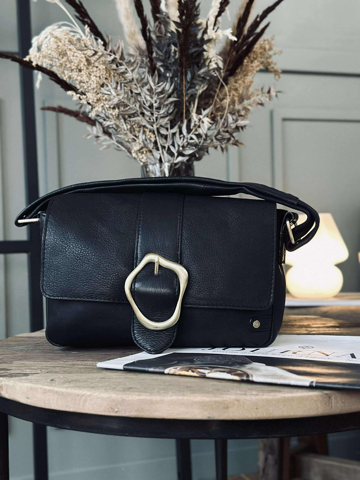 Crossover avec boucle - Black leather