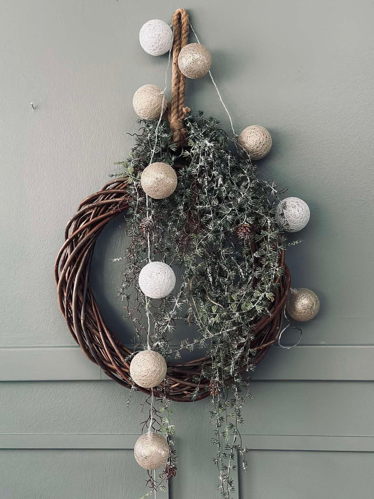 Guirlande lumineuse à boules LED - Beige doré