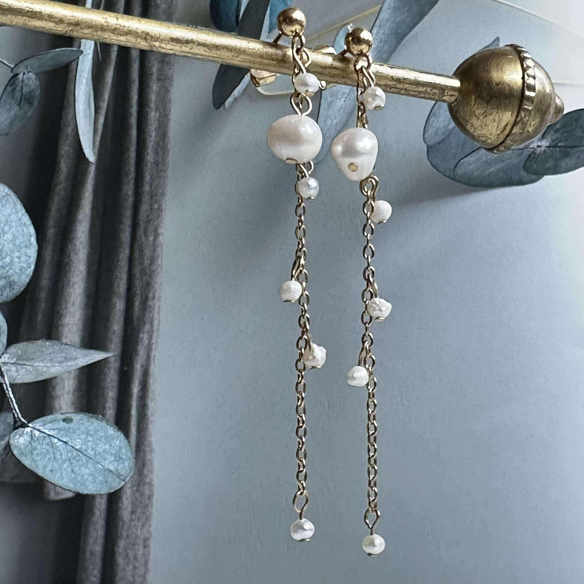 Boucles d’oreilles Flora avec perles d’eau douce