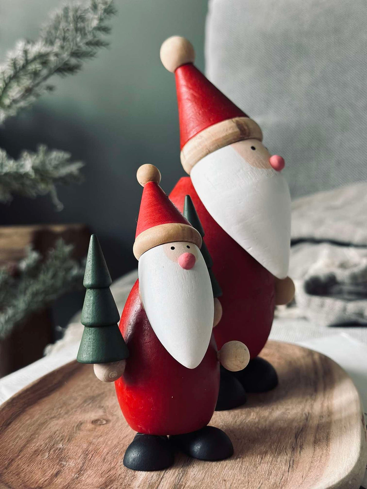 Père Noël avec sapin de Noël - Large