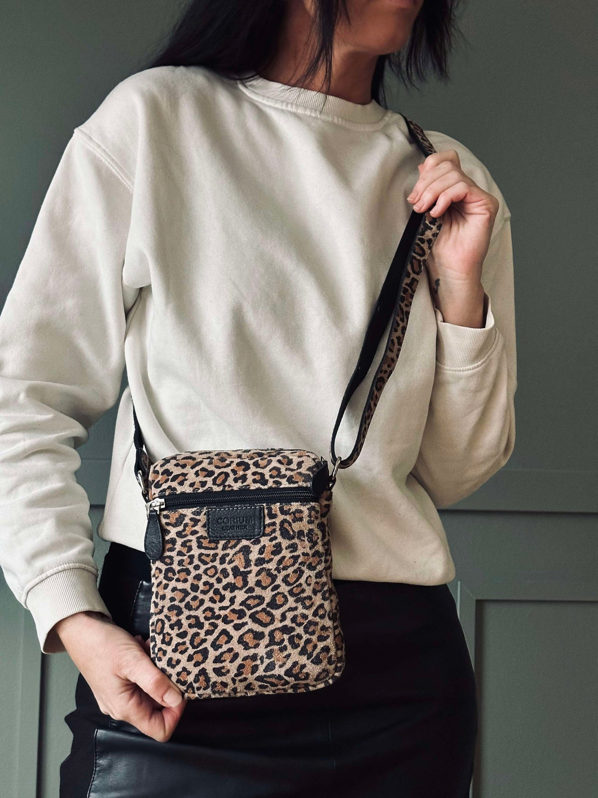 Sac téléphone / crossover Daily Leopard