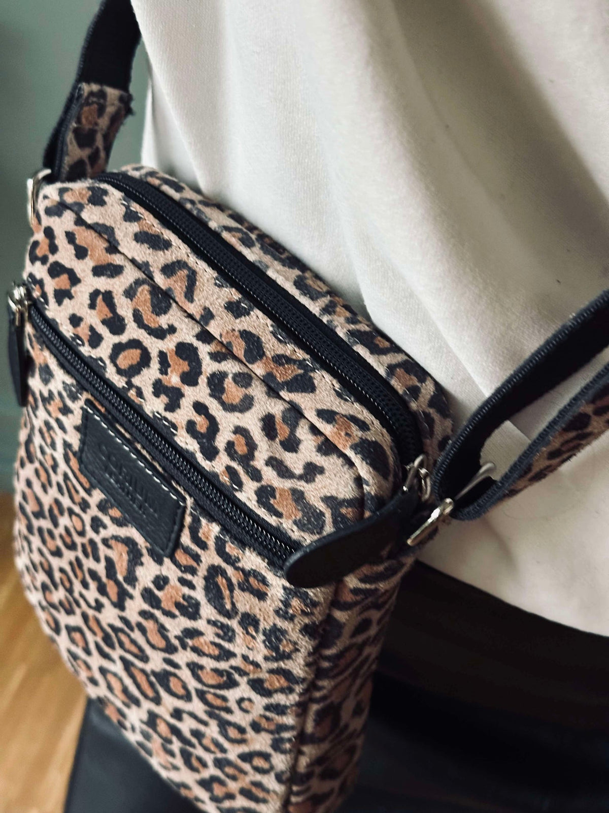 Sac téléphone / crossover Daily Leopard