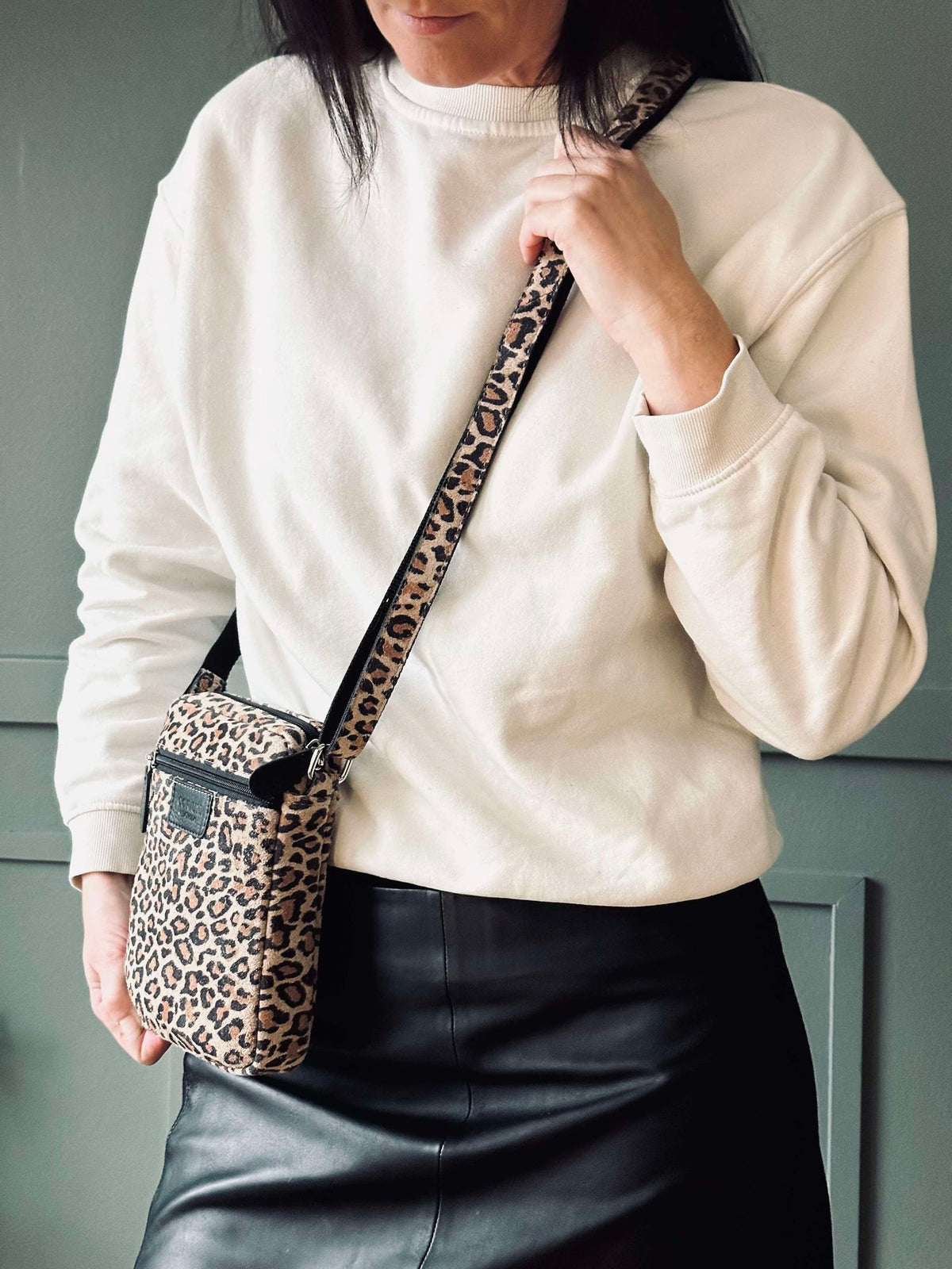 Sac téléphone / crossover Daily Leopard