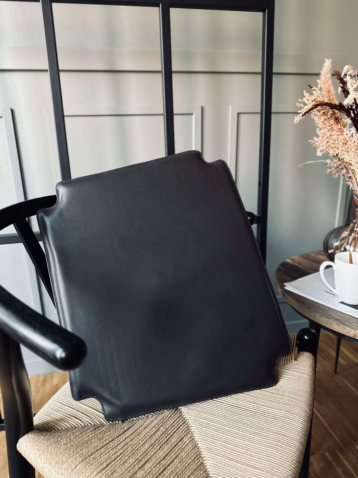 Coussin en cuir Dark brown - Convient à la chaise Y