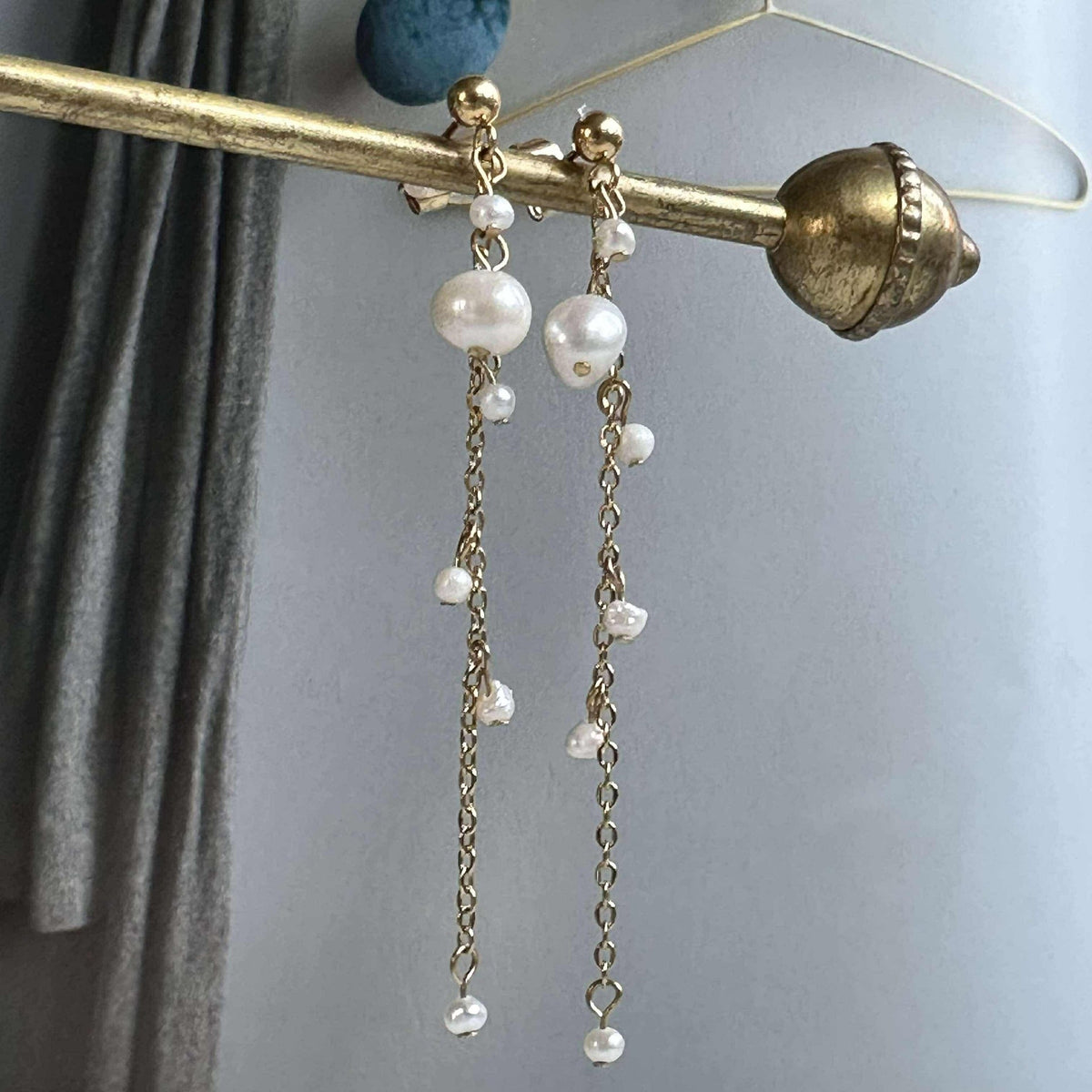 Boucles d’oreilles Flora avec perles d’eau douce